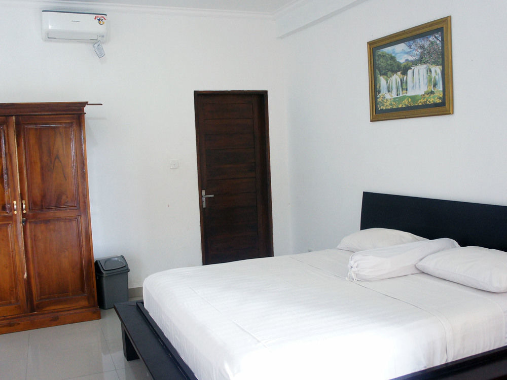 Putu Guest House Canggu Екстериор снимка