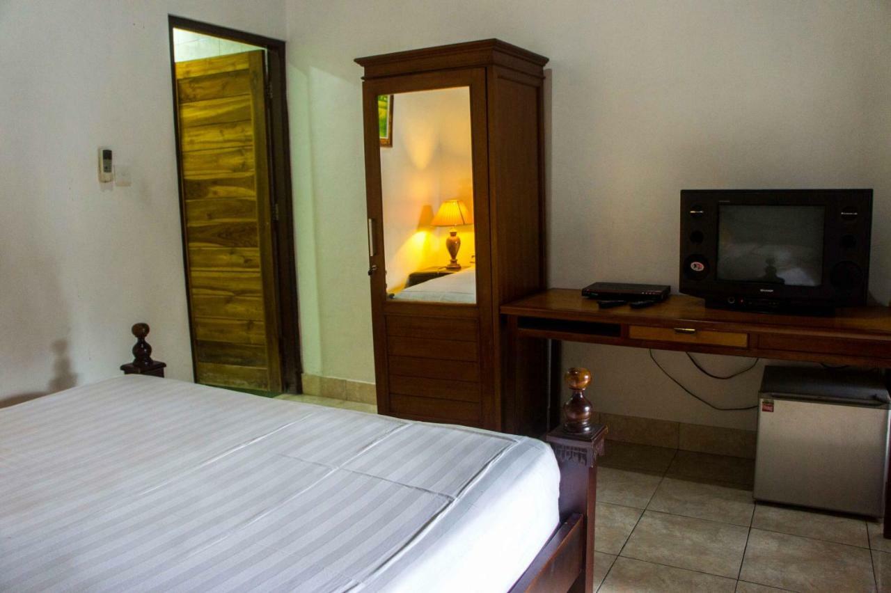 Putu Guest House Canggu Екстериор снимка